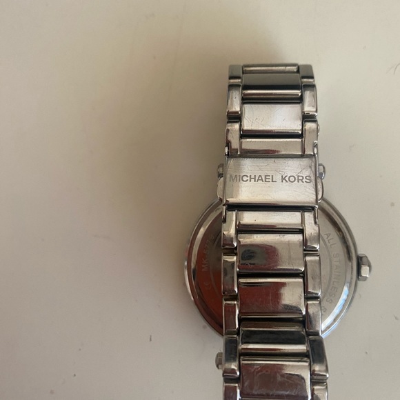 Silver Michael Kors Watch - Picture 2 of 4